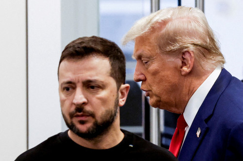 Experts cite legal gaps in Trump’s minerals deal with Ukraine
